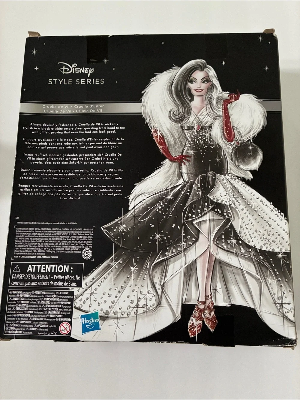 Disney Cruella de Vil Fashion Doll -Hasbro Style Series